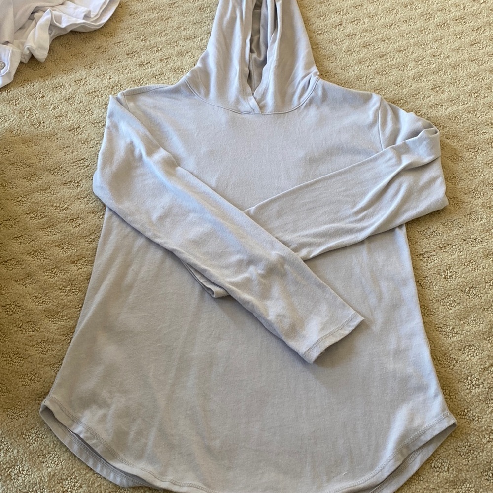 Zella Lightweight hooded studio sweatshirt.
